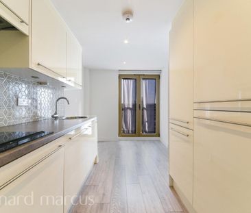 London Road - Photo 2