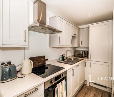 1 bedroom flat to rent Columbia House - Photo 2
