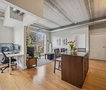 For Lease - 36 Regina Street Unit# 203, Waterloo, Ontario - Photo 1