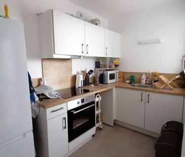 Location Appartement 2 pièces 50m² MONTAIGU VENDEE 85600 - Photo 3