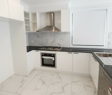 Brand New Modern Homes � 2 & 3 Bedroom Options at 7 Laurina Drive, ... - Photo 4