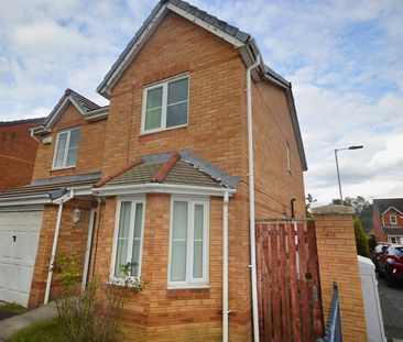 4 Bedroom Detached To Let - Photo 3