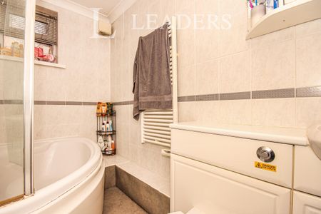 2 bedroom apartment to rent Rosemary Mews, School Lane, Kenilworth, CV8 - Photo 5