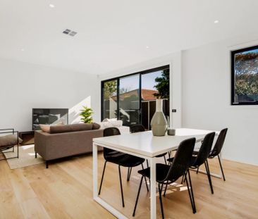 3 Bed, 3 Bath - Photo 2