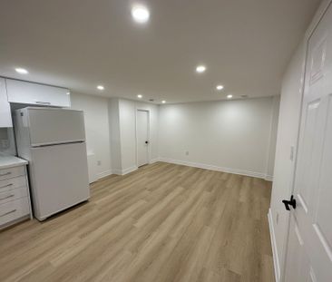 For Lease - 38 Cartier Crescent Unit# Basement, Richmond Hill, Ontario - Photo 4