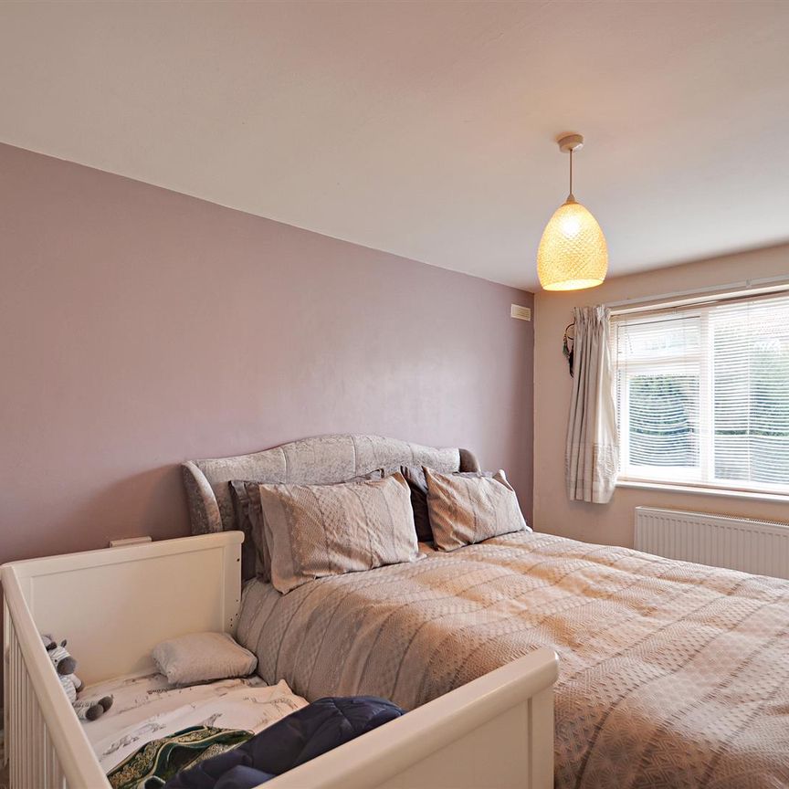 2 bedroom maisonette - Photo 1