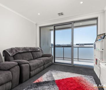 32 Chanter Terrace, Coombs ACT 2611 - Townhouse For Rent | Domain - Photo 1