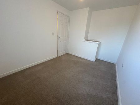 3 bedroom detached house to rent - Photo 4