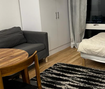 Snödroppsgränd, Hässelby - Foto 1