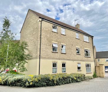 Kingfisher Court, Calne, SN11 - Photo 1