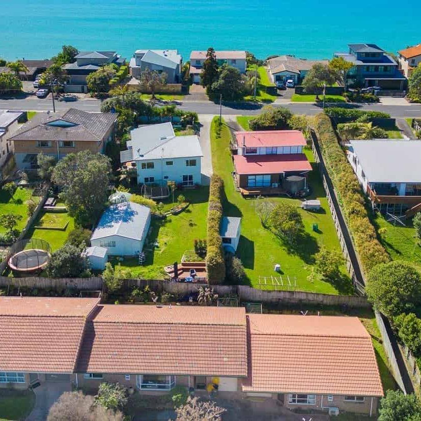 Sun Soaked Stanmore Bay House - Photo 1