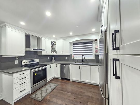 For Lease - 208 Plunkett Road, Toronto, Ontario - Photo 1