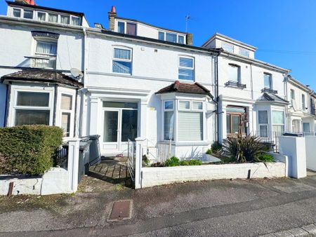 Norwich Avenue, Bournemouth - Photo 2