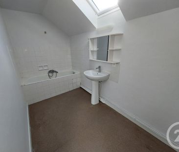 Location Maison 4 pièces 103m² BRIVE LA GAILLARDE 19100 - Photo 2