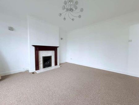 Surbiton, Surrey, KT6 - Photo 3