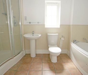 Price £2,500 pcm - Available 07/11/2026 - Part Furnished - Photo 6