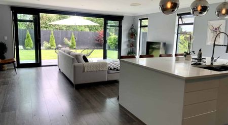 Fully Furnished Stunning Modern Family Home in Quiet Subdivision! - Photo 2