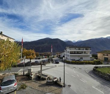 spacieux 4.5 pièces en triplex avec garage-box et places de parc en... - Foto 1