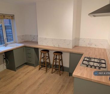 3 bedroom terraced house to rent - Photo 4