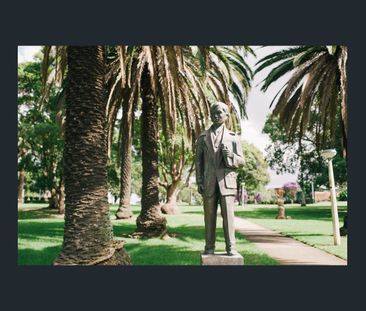 Cozy One Bedroom Apartment! - Photo 6