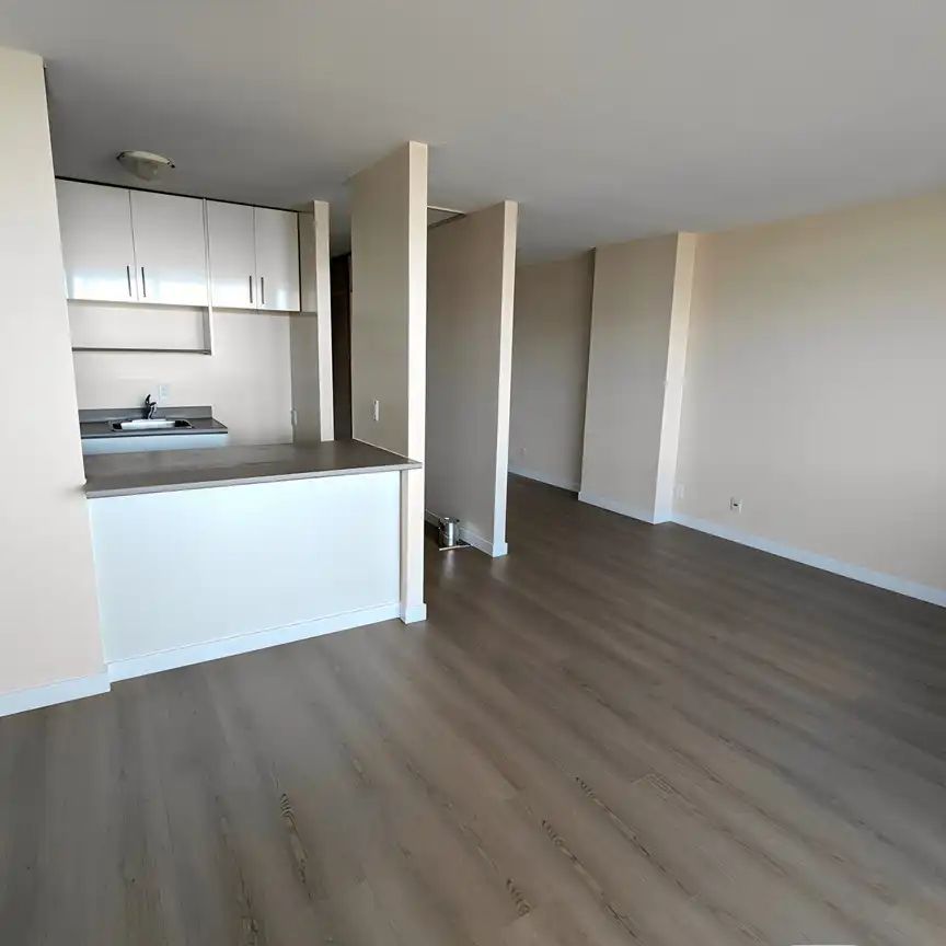 Columbia Place Apartments — [$500 Bonus!] Studio on Upper Floor - Photo 1