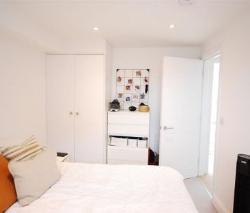 1 bedroom detached house to rent - Photo 2