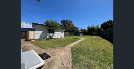 Beautiful Family Home! - Photo 4