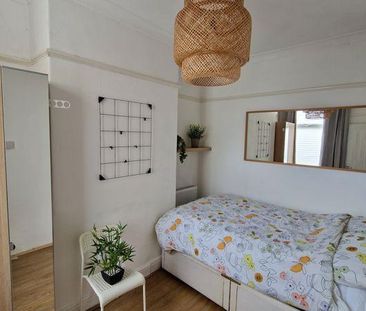 5 bedroom terraced house to rent - Photo 5