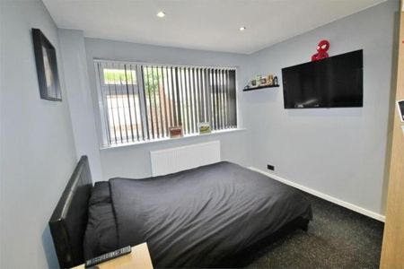 3 Bed Semi-Detached House, Fort Hill Road, S9 - Photo 4