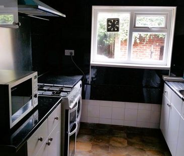 5 bedroom house share to rent - Photo 3