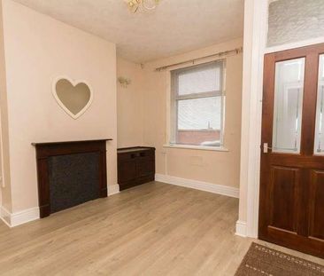 Newby Terrace, Barrow-in-furness, LA14 - Photo 2