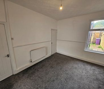 3 Bed Terraced House, Hornby Boulevard, L21 - Photo 4