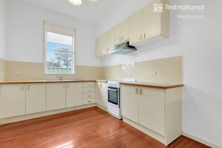 120 Greaves Street North, 3030, Werribee Vic - Photo 5