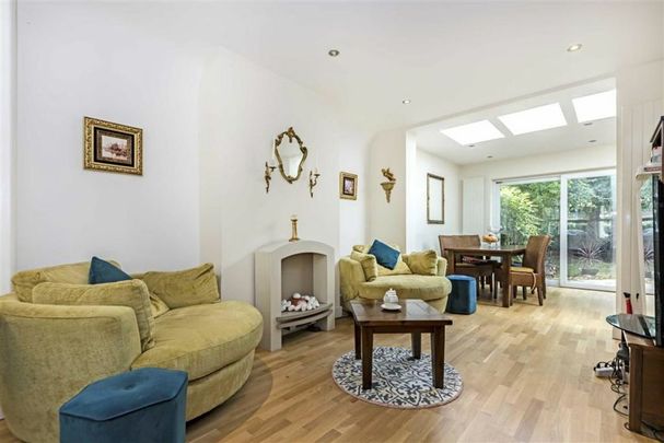 Marksbury Avenue - Photo 1