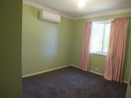 FAMILY HOME - Photo 5