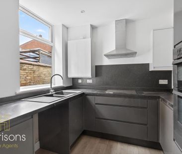 3 bedroom terraced house to rent - Photo 4