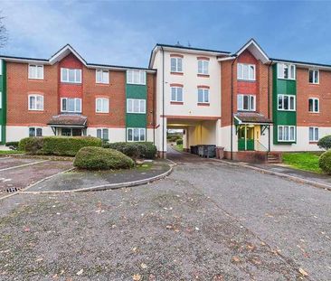 Missenden Gardens, Burnham, Slough, Buckinghamshire, SL1 - Photo 5