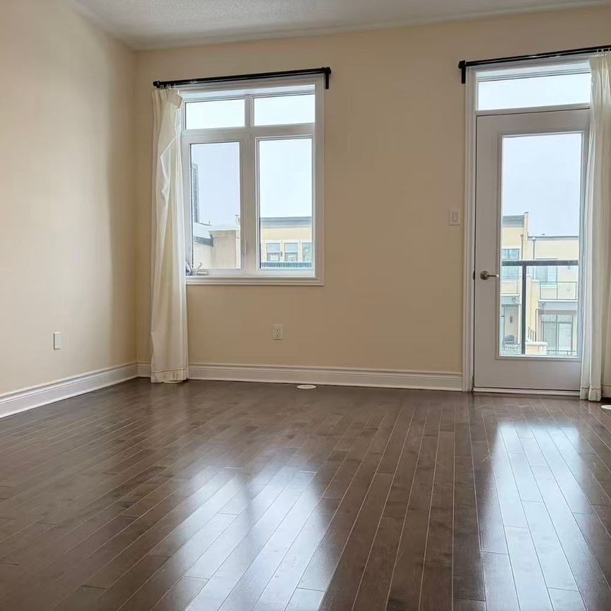 For Lease - 20 Carrville Woods Circle, Vaughan, Ontario - Photo 1