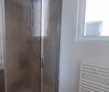 Location Appartement 3 pièces 40m² SETE 34200 - Photo 4