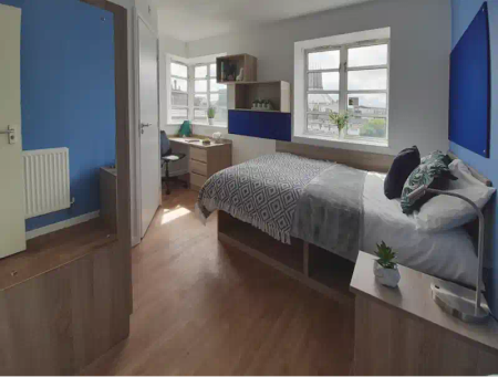 Ensuite Plus - Photo 2