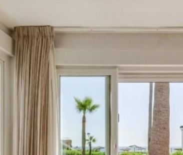 3 bedroom luxury Townhouse for rent in Casares, Andalusia - Photo 4