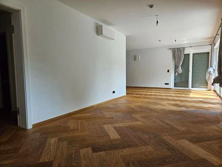 MODERNE 4 ZIMMER GARTENWOHNUNG MIT TG-STELLPLÄTZEN - Foto 3