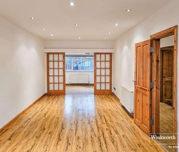 Berkeley Road, Kingsbury, London, NW9 - Photo 2
