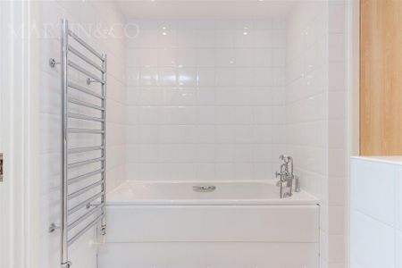 2 bedroom apartment to rent - Photo 5