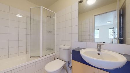 Stylish Inner-City Studio in the Heart of Carlton - Photo 3