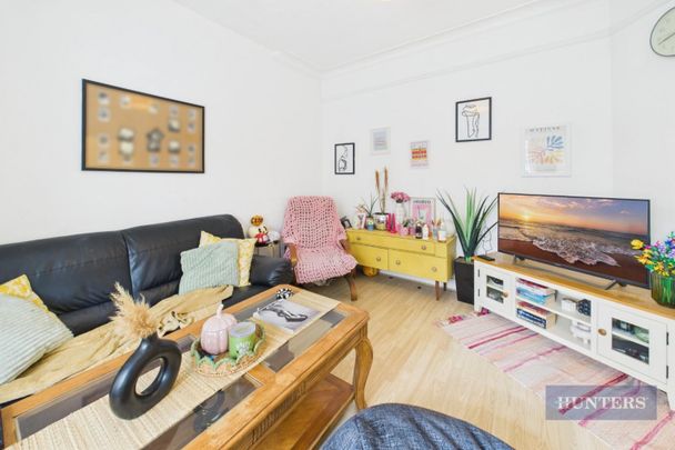 5 bedroom House To Let - Photo 1