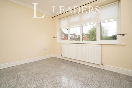 4 bedroom house to rent - Photo 3