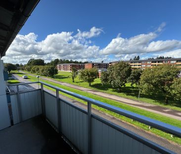 Myrtuvevägen, Trollhättan - Photo 1