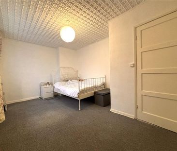 2 bedroom semi-detached house to rent - Photo 3