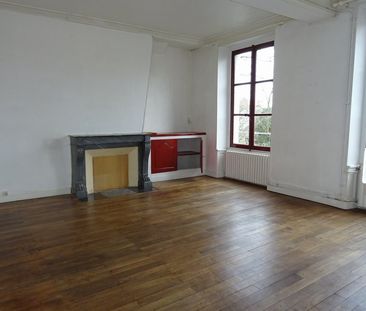 Location Appartement 2 pièces 42m² ORLEANS 45000 - Photo 2